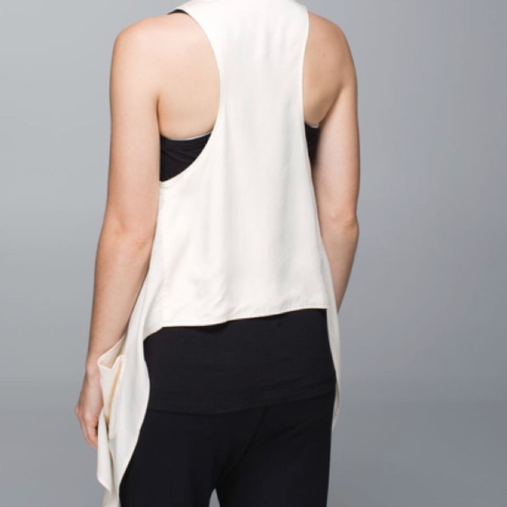 NWT ANGEL WING LULULEMON TRANQUILITY WRAP - - 6 - Picture 4 of 8